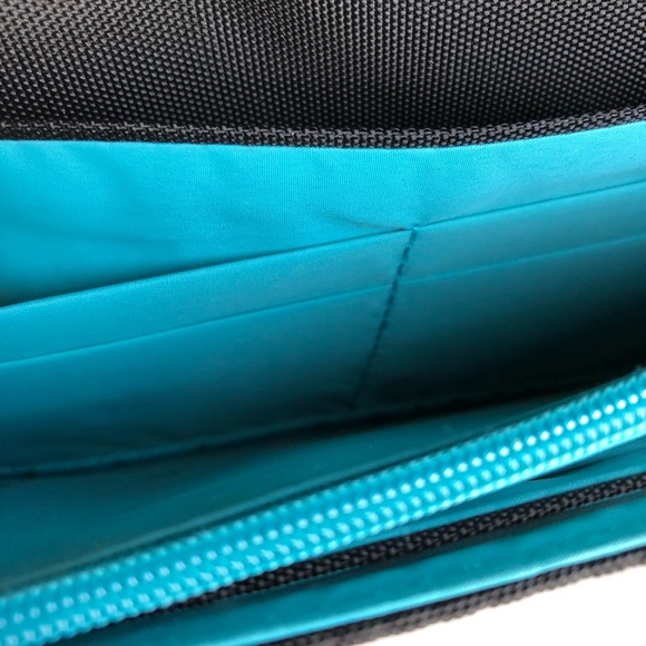 Travelon women’s black wallet - Picture 6 of 8